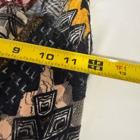 Telemundo Studios Wardrobe Geometric Tribal Print Mesh Bodycon Dress Sleeveless - Picture 11 of 16